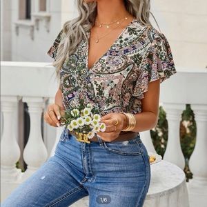 SHEIN Floral print butterfly sleeve bodysuit